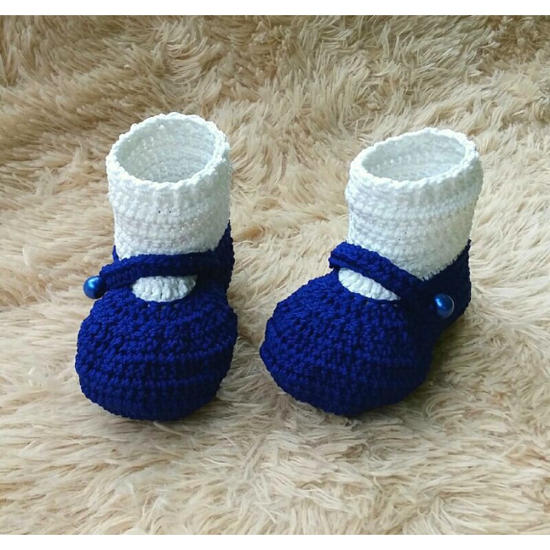 sepatu bayi perempuan rajut 0 sampai 1 tahun handmade model boot