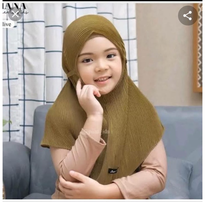 Jilbab Plisket Anak Bergo