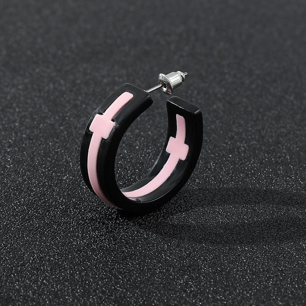 Needway  Unisex Anime Earrings Fashion Tokyo Revengers Anime Cosplay Props Women Saki Tetsuta Japanese Izana Acrylic Kurokawa Jewelry Accessories