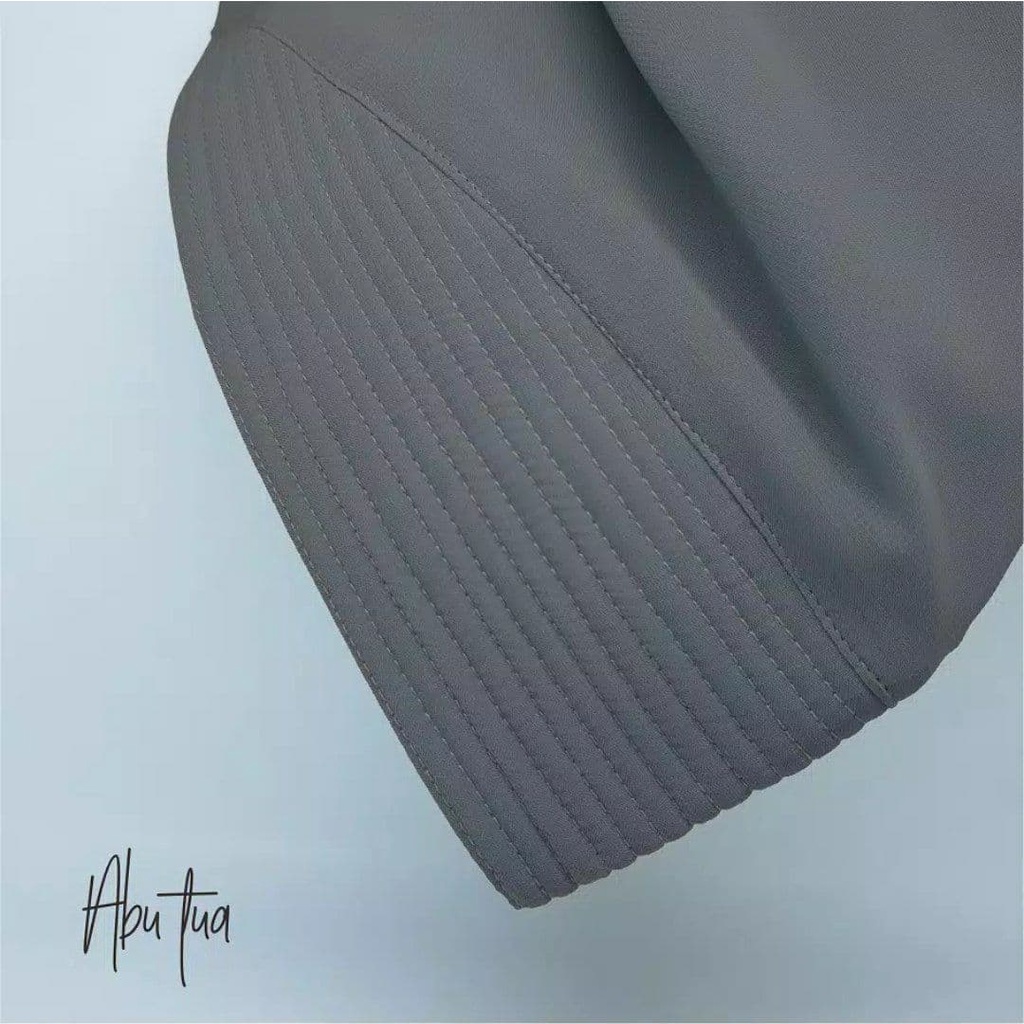(COD) Hijab Khimar Silvi Tiga Layer Mini Polos Jilbab Instan Cerutti 3 Layer-Abu Tua