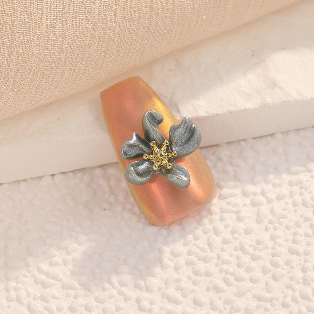 AUGUSTINA Agustin 3D Dekorasi Nail Art Kelopak Bunga Vintage Wanita Hiasan Kuku Membuat Perhiasan Aksesoris Manicure Korea