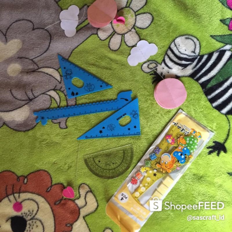 

PENGGARIS 1 SET ISI 4