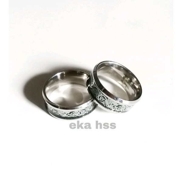 Unik cincin titanium cincin couple single xk52 terbaik