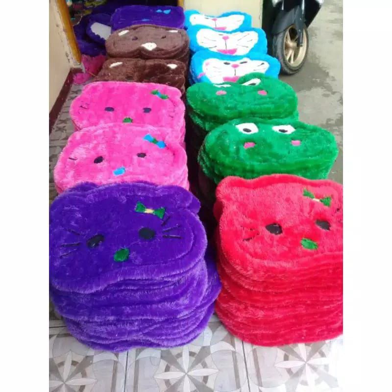 Keset Karakter Bulu Rasfur Anti Slip / Keset Bulu Karakter Rasfur 12