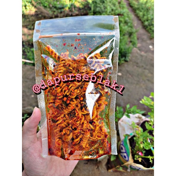 

Dapur seblak - makaroni spiral ekstra daun jeruk segar | pedas gurih | seblak makaroni spiral bandung | kemasan 250 g