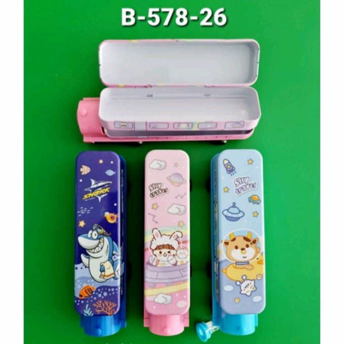 

Hot Sale Tempat Pensil Bis Roda + Rautan / Kaleng Pensil 3D Mermaid Timbul Bagus