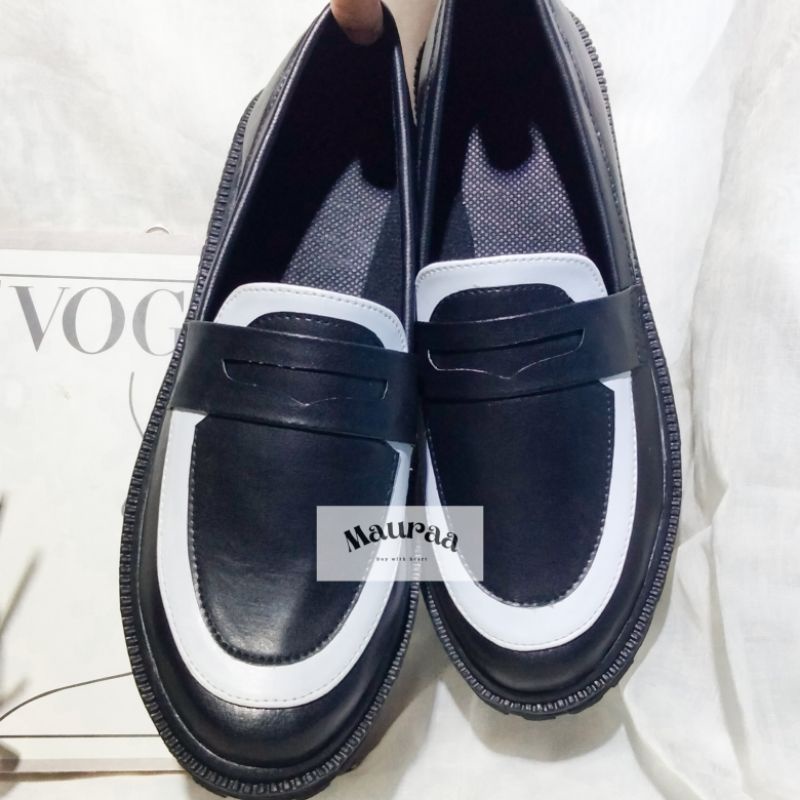 Numa sepatu wanita loafers