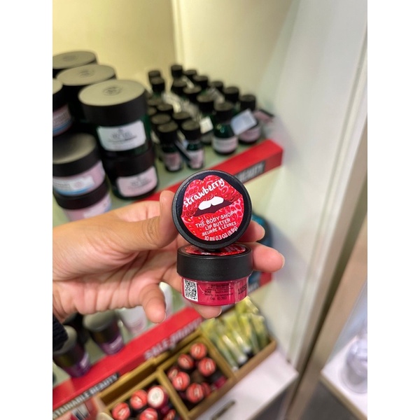 THE BODY SHOP LIP BUTTER STRAWBERRY