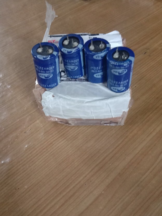 Elco Kapasitor 220uf / 450v