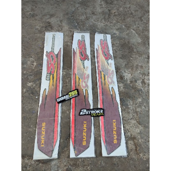 striping grafic grapic polet suzuki tornado laminasi new old stok striping tornado gs ungu hitam str