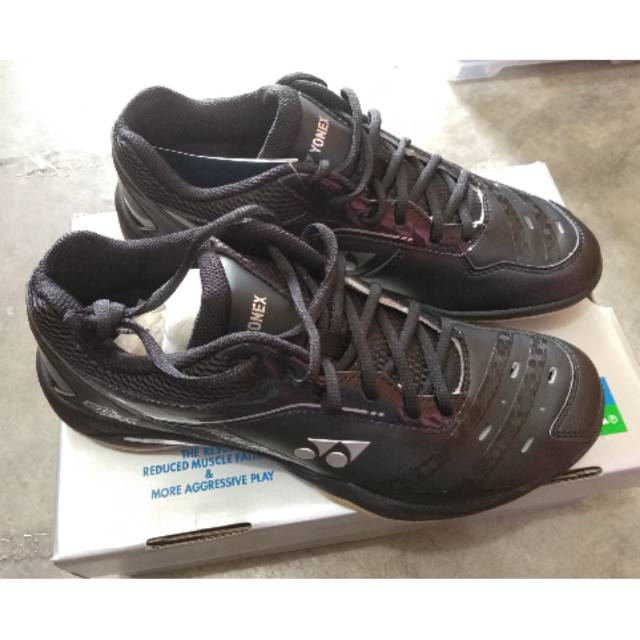 Yonex Power Cushion SHB 65 XM