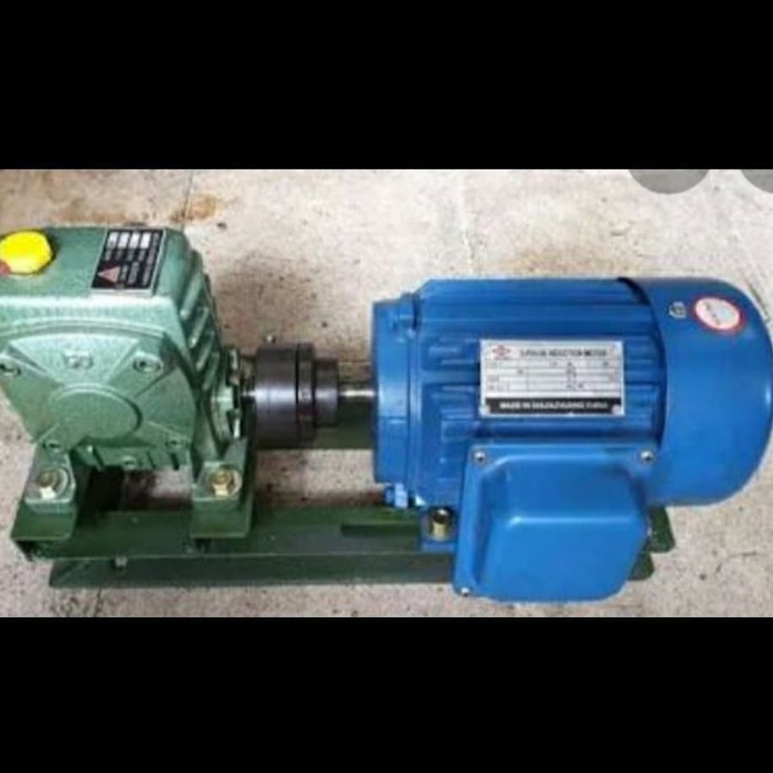 (GJT) dinamo pengerak motor 3hp/1phase berikut dengan gearbox WPA