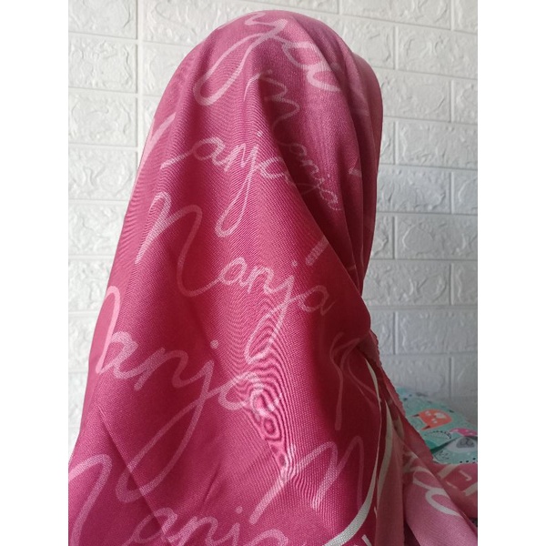 HIJAB SEGI EMPAT VOAL MOTIF IRWAN GINAWAN