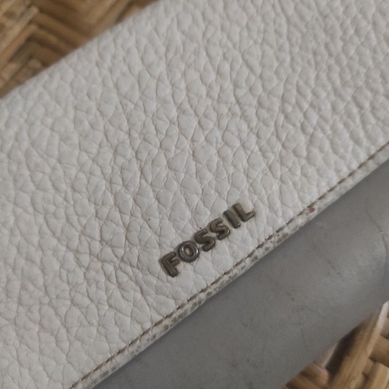 DOMPET FOSSIL WANITA CEWEK PANJANG LIPAT LONG WALLET KARTU KOIN KULIT ASLI GENUINE LEATHER PRELOVED 
