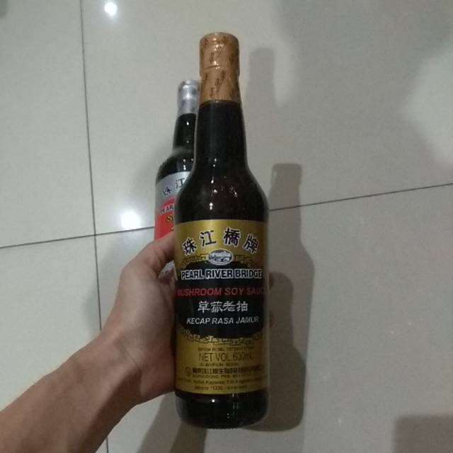 

PEARL RIVER BRIDGE MUSHROOM SOY SAUCE KECAP PRB JAMUR 600 ML