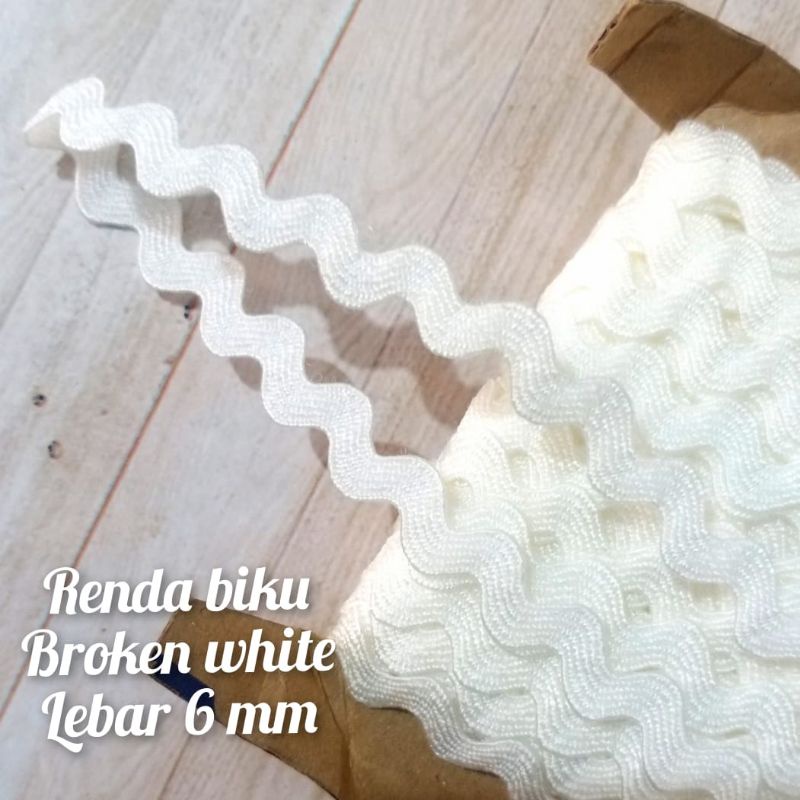

PER METER PITA BIKU WARNA BROKEN WHITE LEBAR 0.6CM