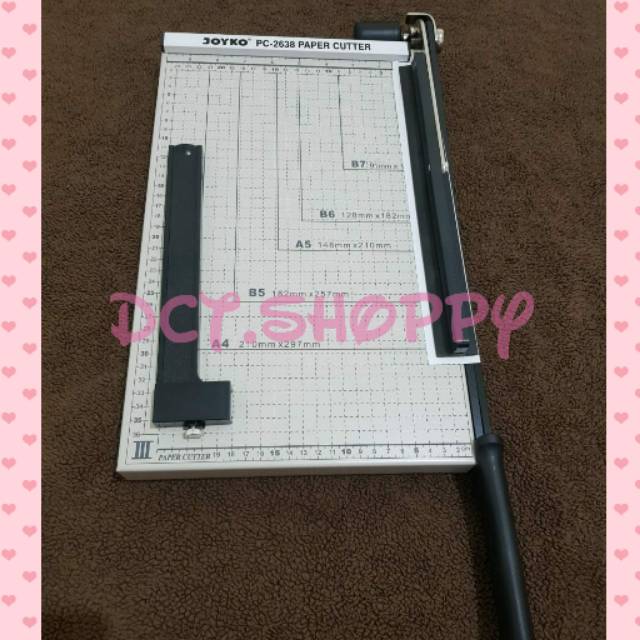 

Joyko Paper Cutter/Mesin/Alat Plat Pemotong Kertas Foto Copy Folio F4