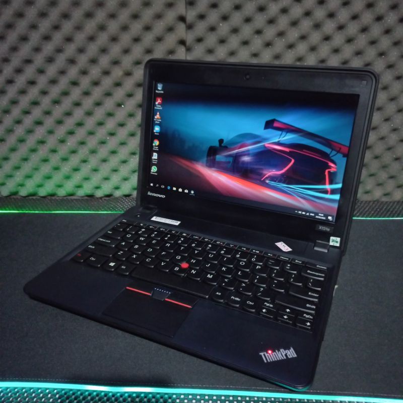 Laptop Lenovo X131E/X130E AMD E2-1800 Ram 4GB HDD 320GB. Windows 10 siap pakaii