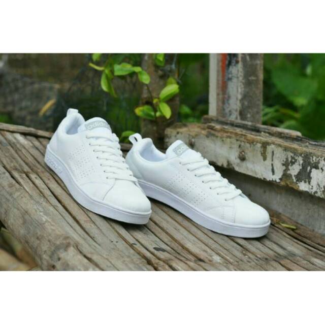 Sepatu Adidas Neo Advantage Grade Original Sneakers Pria Wanita Kets Fullwhite Fitnes Gym Sport