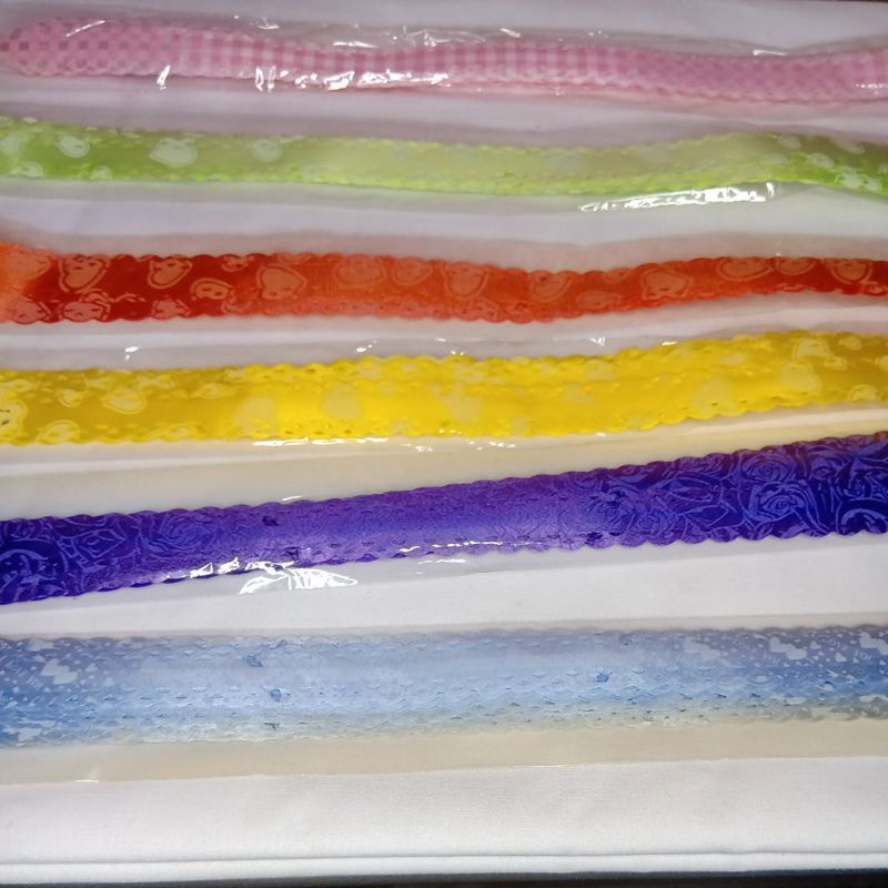 

pita hias kecil