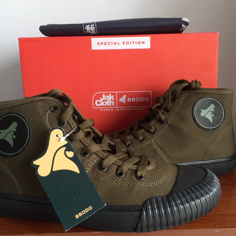 BRODO  X Jakcloth Vulcan Hi Olive BS - 42 (ORIGINAL NEW) Sepatu Pria Sneakers