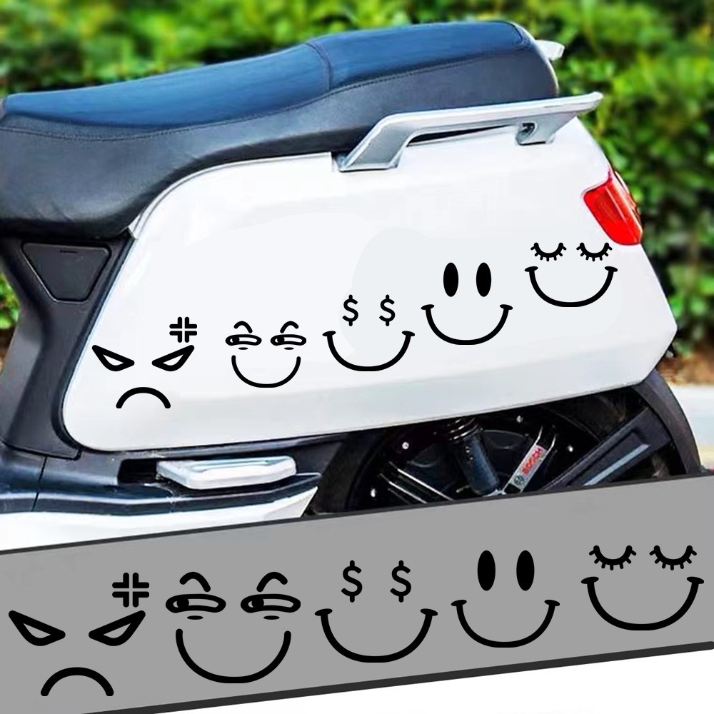 Stiker Decal Motif Smiley Face Untuk Dekorasi Mobil / Skuter / Motor