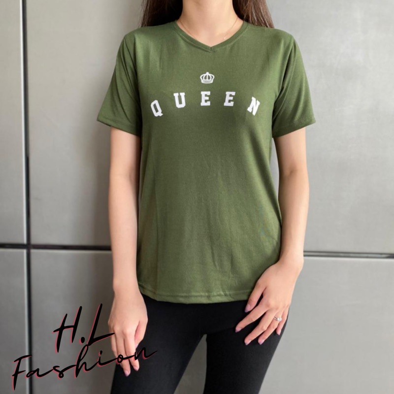 Kaos Wanita leher V “queen”