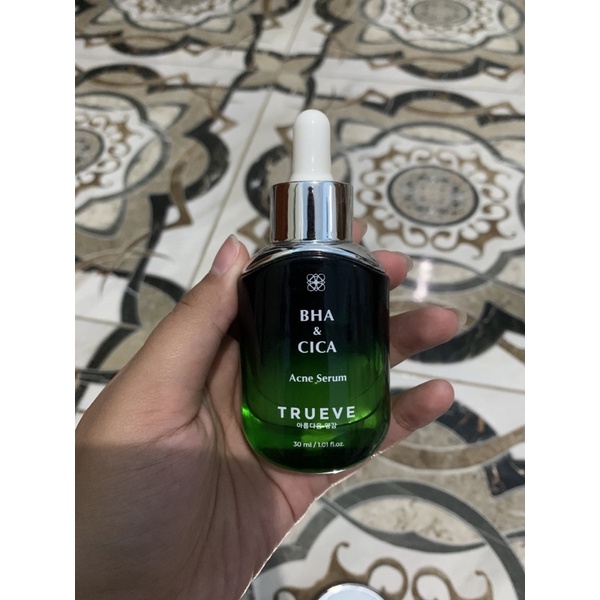 PrelovedSerumTrueveAcne