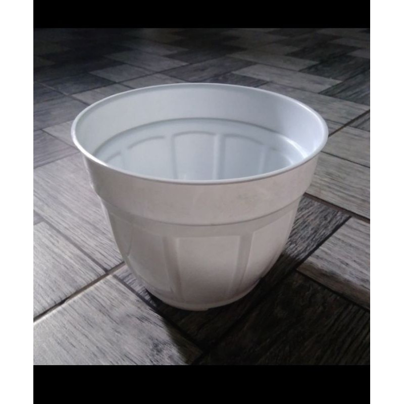 pot bunga anthurium - pot bunga plastik putih
