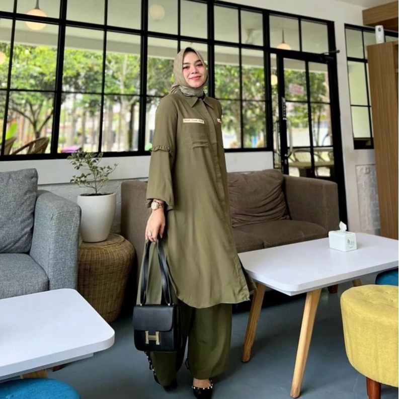 Kanaya set - tunik set / tunik setelan celana terbaru / tunik setelan / tunik setelan celana terbaru dress muslim / atasan tunik wanita / tunik wanita / tunik terbaru / one set kemeja dan celana / one set celana kulot / setelan kulot wanita kekinian / set