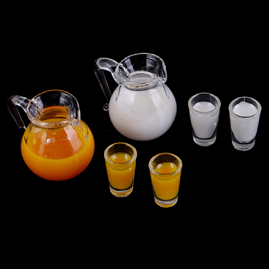 Miniatur jug Jus / Susu Aksesoris Dapur Rumah Boneka 1 / 12