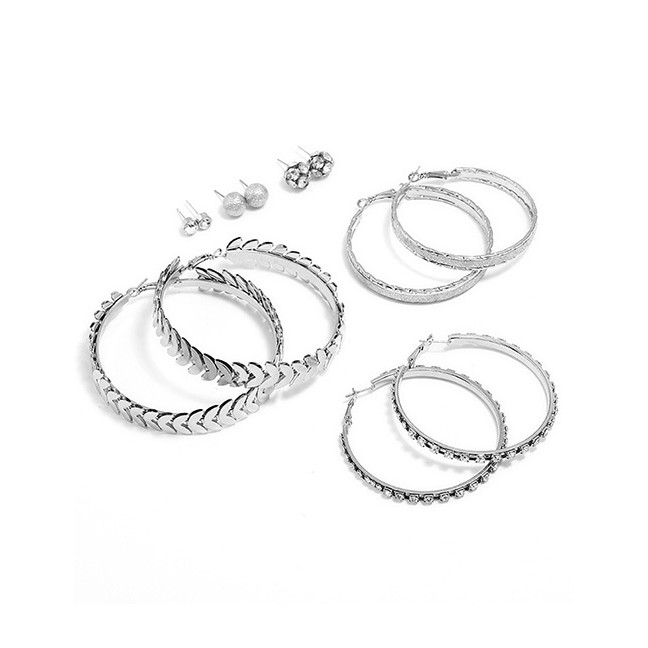 LRC Anting set Fashion Color Circular Ring Shape Decorated