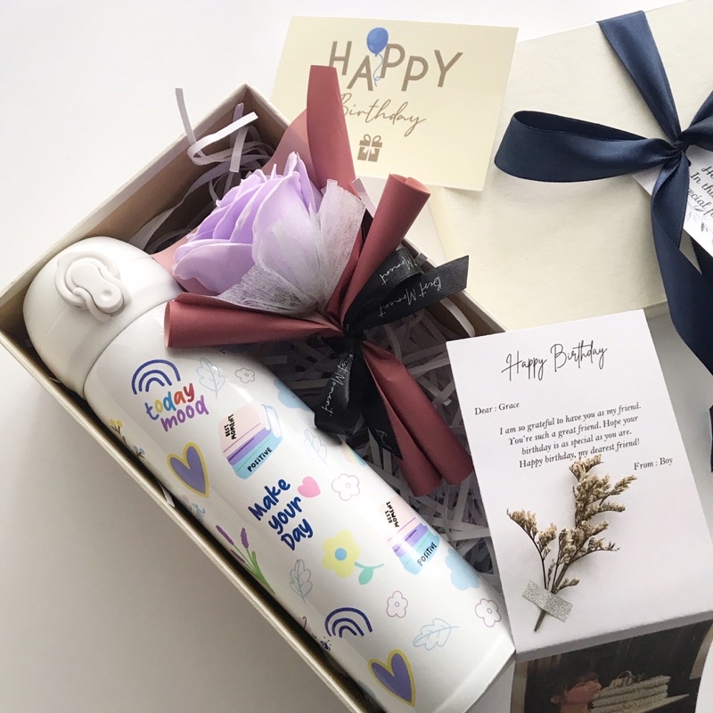 

Ready Kado Ulang Tahun / Kado Anniversary / Kado Wisuda