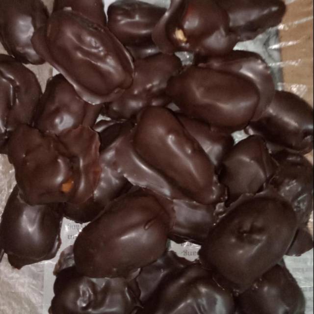 

Mete Rasa kurma coklat