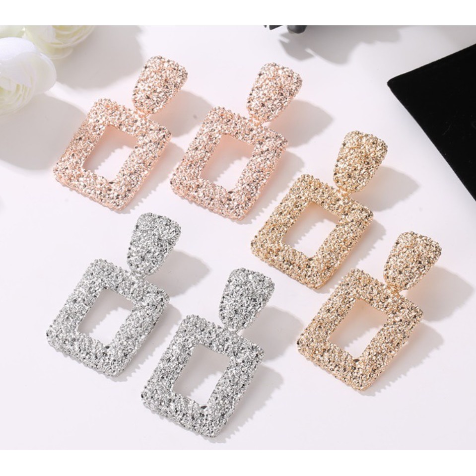 Anting Panjang Gantung DROP Korea Fashion Earrings Women Geometric Metal Earing Giwang Korkean Style