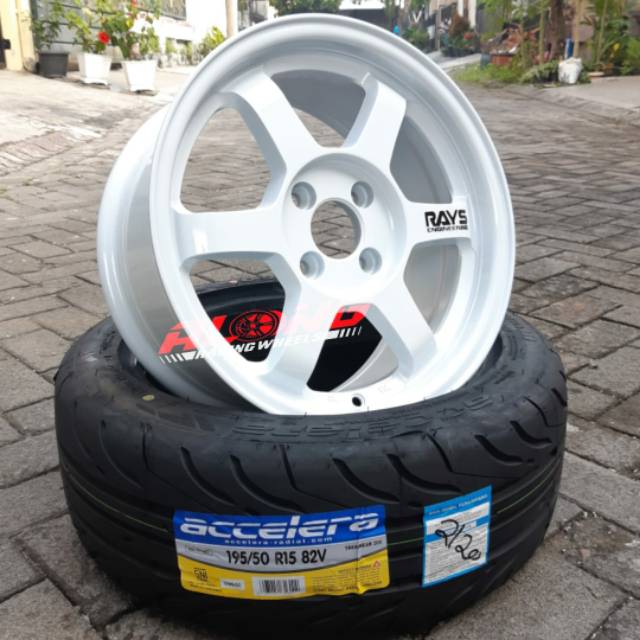 VELG Repl. RAYS TE37 SAGA R15 White