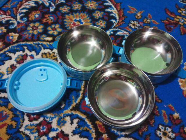 Rantang / Lunch Box Doraemon/ Hello Kitty 3 Susun