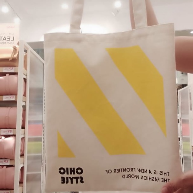 MINISO Striped shopping BAG