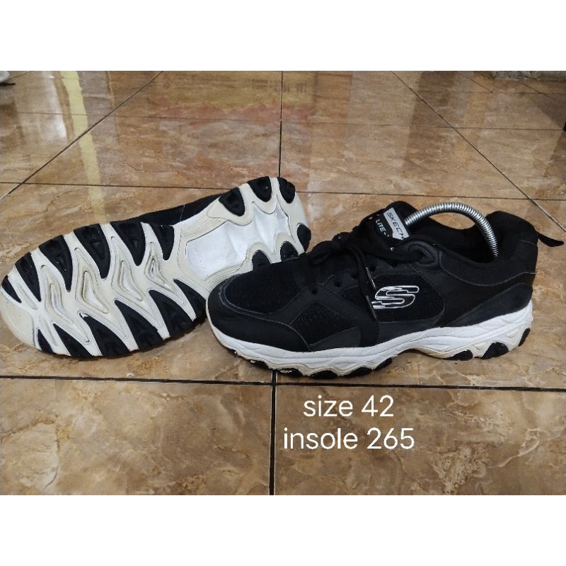 Skechers Size 42 insole 270