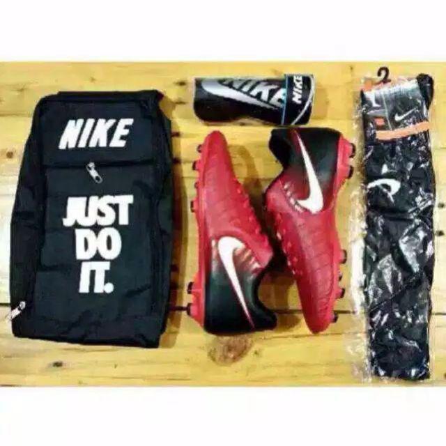 Paket komplit sepatu bola nikke tempo mercurial x termurah sepatu sepakbola hypervenom,promo1212-Mrh htm