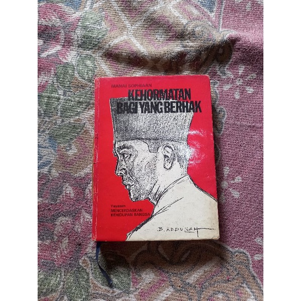 KEHORMATAN BAGI YANG BERHAK - MANAI SOPHIAAN