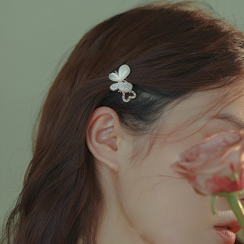 Jepit Rambut Bentuk Kupu-Kupu Asimetris Aksen Opal + Berlian Imitasi Untuk Aksesoris Wanita Butterfly