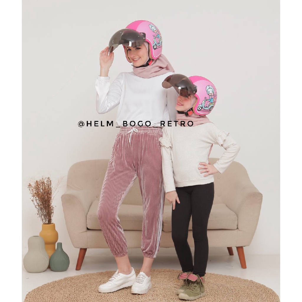 HELM BOGO COUPLE HIJAB PINK,HELM COUPLE ANAK ORANGTUA TERMURAH,HELM BOGO COUPLE