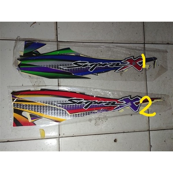 SALE -  Striping lis&amp;Stiker Body&amp;Stiker Motor Supra X 2003