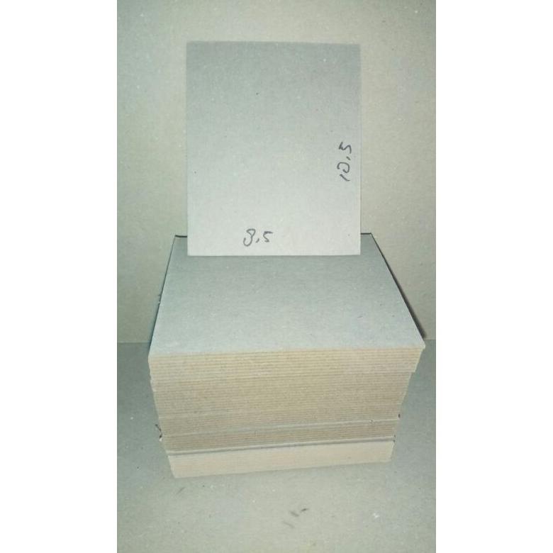 

[(BAYAR DITEMPAT) 49 pcs greyboard/ yellow board 8,5x10,5 cm no. 30
