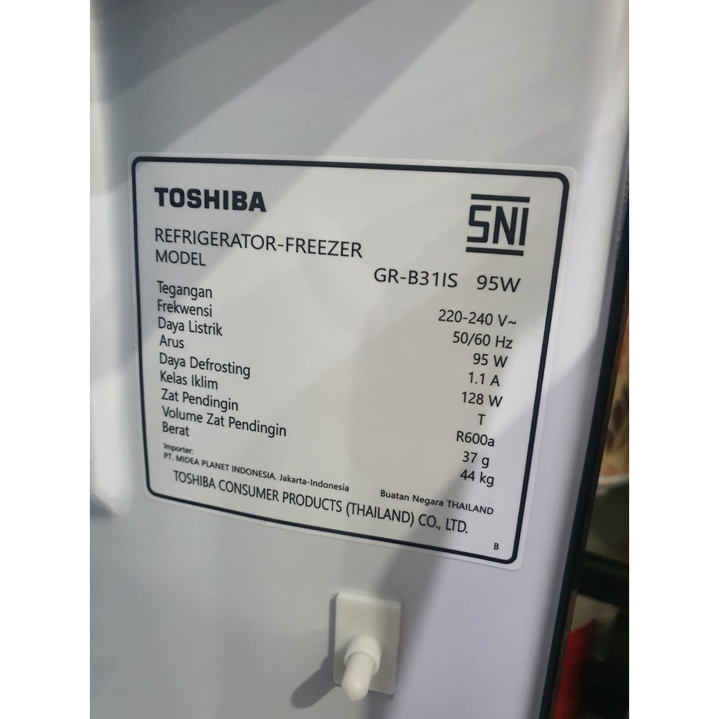 TOSHIBA KULKAS 2 PINTU GR-B31 IS LOW WATT INVERTER MADE IN THAILAND