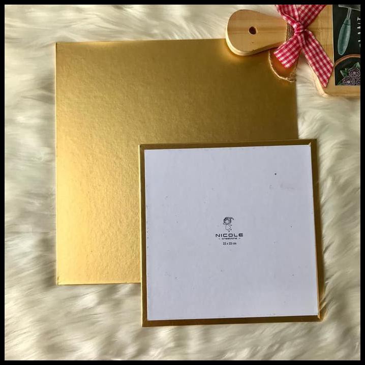 

Cake Board Gold Size 22X22Cm (1Pck)