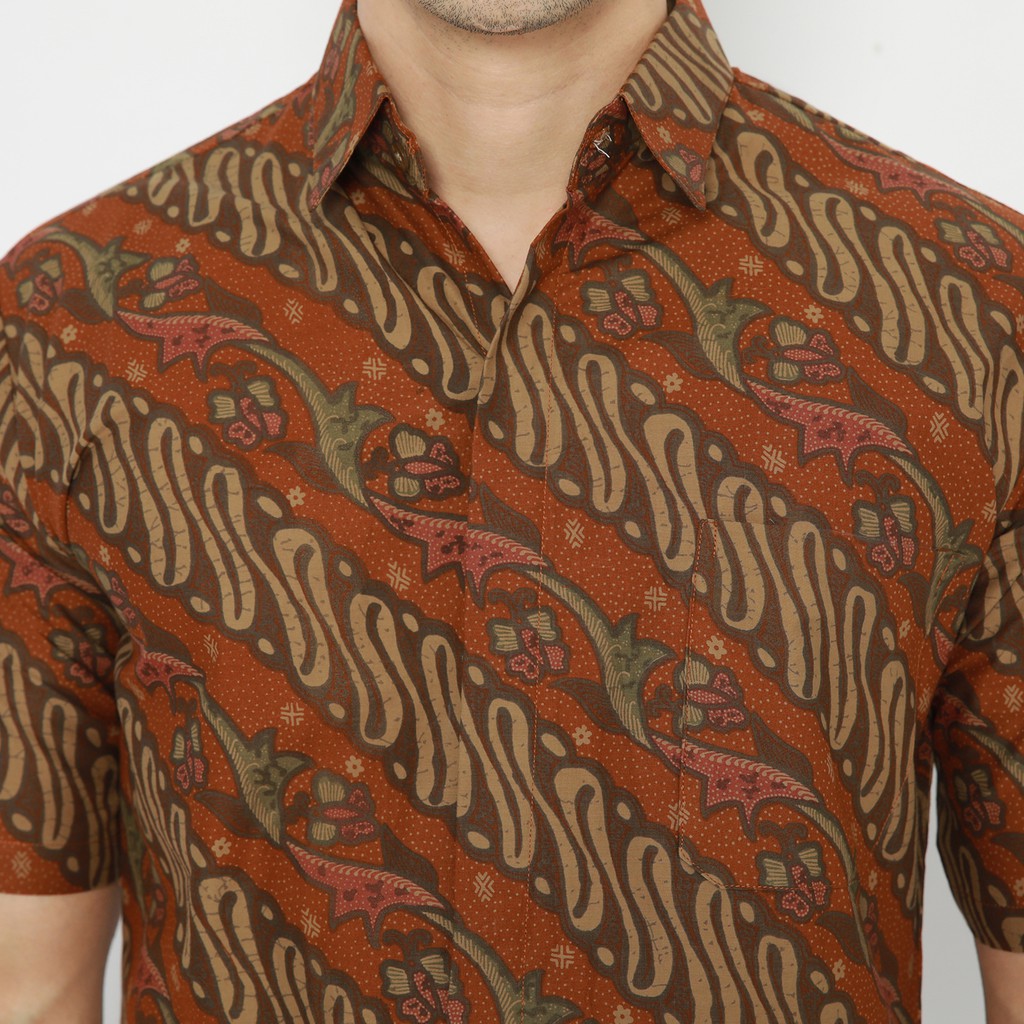 BAJU BATIK PRIA Kemeja Lengan Panjang Slimfit Premium Motif Parang Warna Orange Oranye 723599 Cap 72 - Baju Kemeja Atasan Pakaian Setelan Batik Pria Cowok Laki Laki Remaja Keluarga Kantor Lengan Panjang Modern Slimfit Slim Fit Premium Kekinian