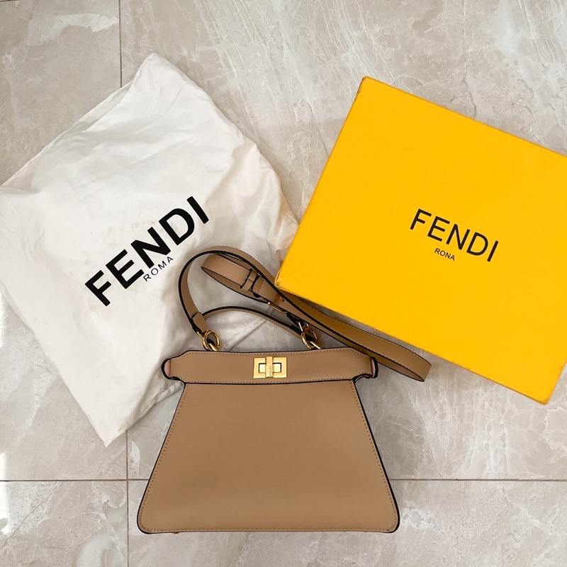 Tas Fendi Bag Peekaboo Beige / Creme GHW (preloved)