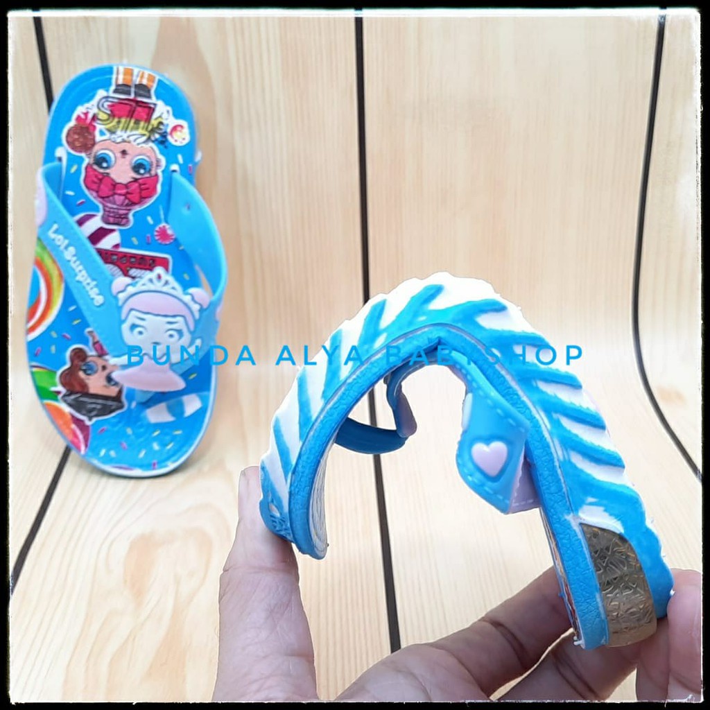 Sendal Jepit Anak Perempuan Usia 1 2 3 Tahun BIRU Bahan Karet Elastis Anti Licin Motif Karakter Lucu Size 24-29